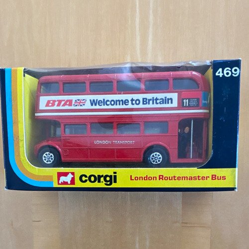 Corgi london routemaster bus - london,