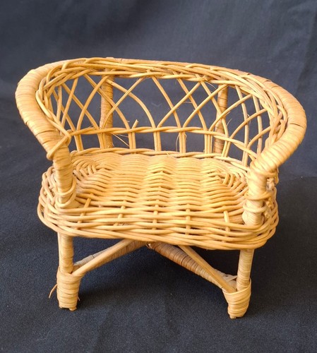 Lovely peacock wicker - peacock,