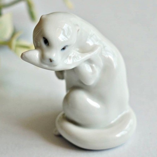 Royal copenhagen otter - royal,