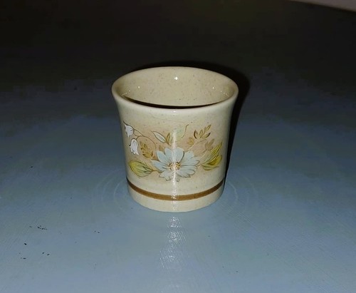 Beautiful vintage royal - beautiful,