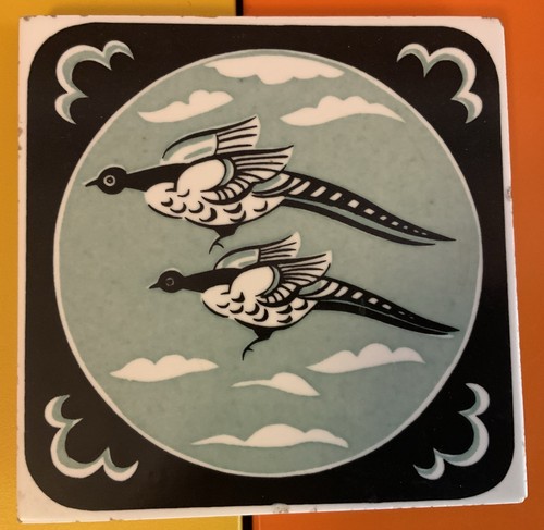 Vintage carter tile poole - 6",
