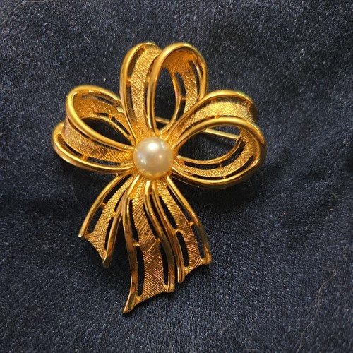 Vintage napier textured gold - vintage,