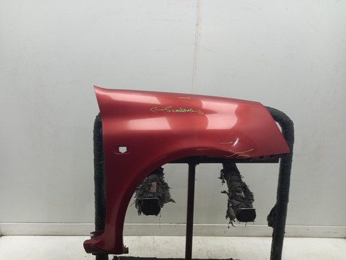 Renault clio right front - front, wing