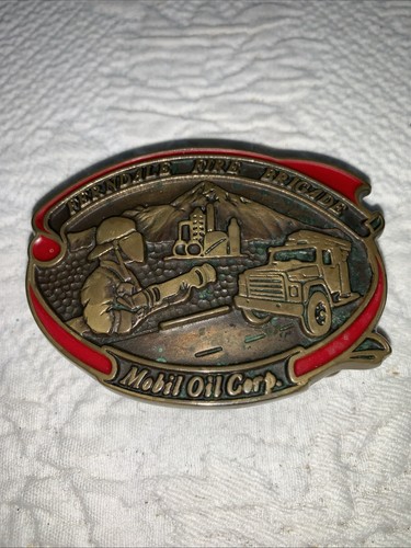 Vintage mobil oil fire - vintage,