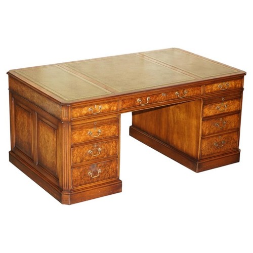 Exquisite burr walnut - exquisite,