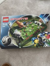 I vintage Lego Football Ground/ Stadium , Including Players , Balls And Extras