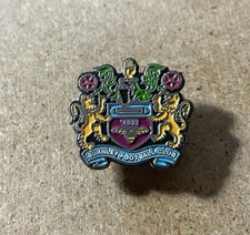 BURNLEY VINTAGE ENAMEL CREST FOOTBALL SUPPORTERS BADGE