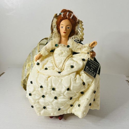 Vintage peggy nisbet queen - vintage,