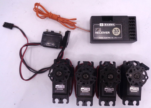 Sanwa srm102 servos - srm102,
