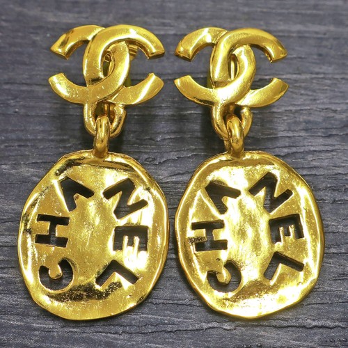 Chanel gold plated - gold,
