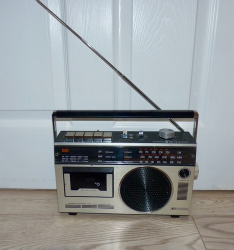 Vintage pye 8103 radio - vintage,