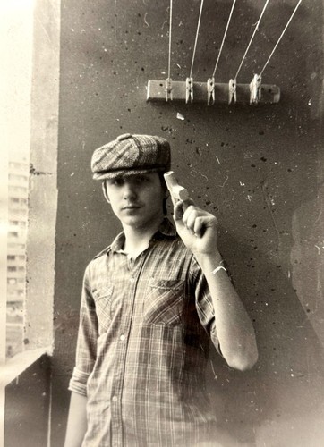 1950s young man cap - 1950s, gun