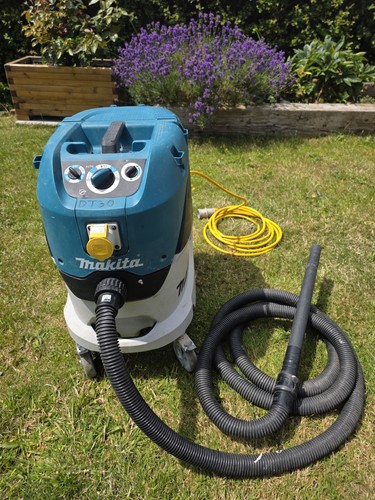 Makita vc4210 mx1 110v wet - vc4210-mx1,