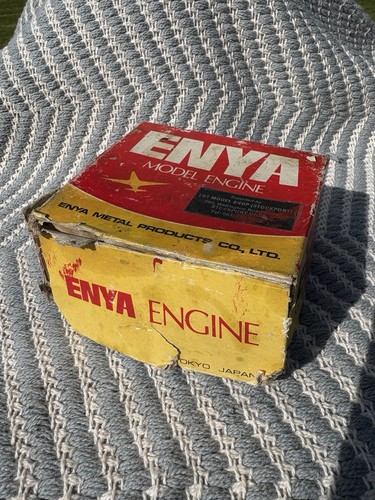 Enya model glow engine - enya, vintage