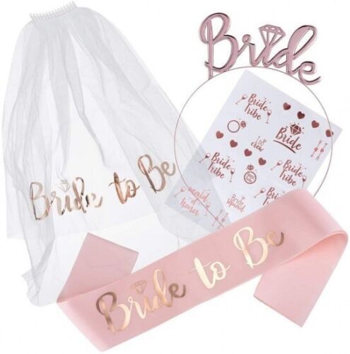 Bride veil comb tiara - on,