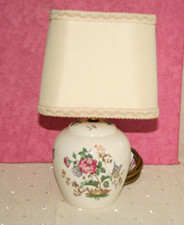 VINTAGE WEDGWOOD CERAMIC LAMP
