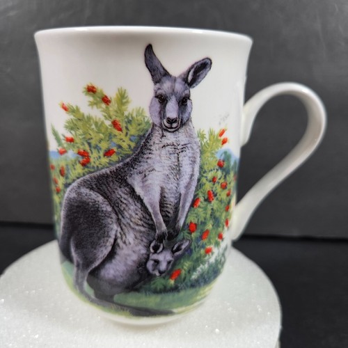 Kangaroo maxwell williams - &,