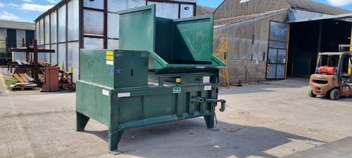 Waste compactor used model - compactor,