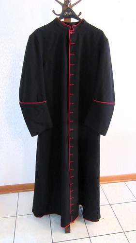Toomey black red trim - rj,