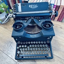 Vintage Royal Typewriter