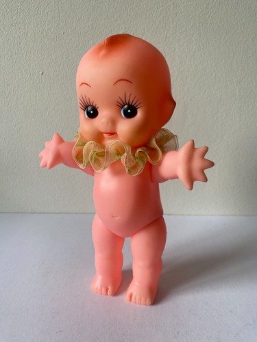 Showa retro style kewpie - style,