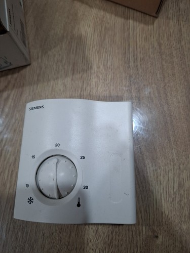 Siemens raa20 room thermostat - siemens,