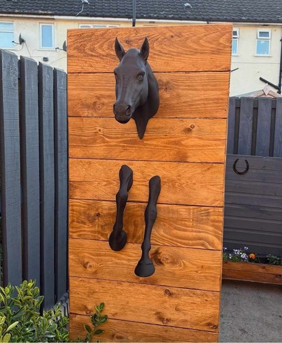 Horse sculpture wall - wall, mounted