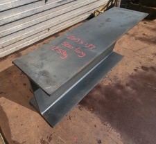 Steel beam section 203 x 133 @