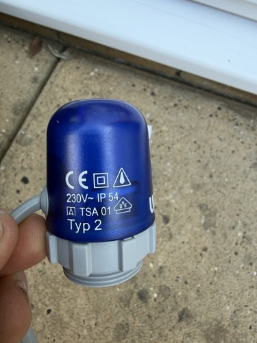 Uponor under floor heads - uponor,