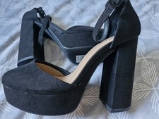 BNWT Suede Newlook High Heel Shoes Size 6 Vegan