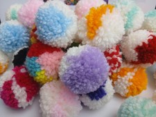 CATNIP CAT WOOL POM POM BALLS