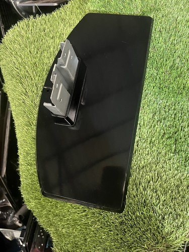Original stand for - tv, 32”