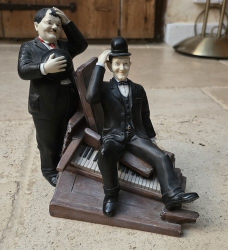 Laurel and hardy musical - laurel,