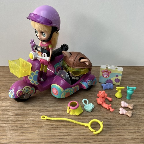 Blythe doll scooter - scooter, pet