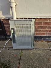 kitchen cooker fume extractor with light and filter