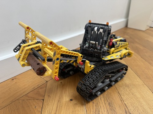 Lego technic tracked loader - lego,