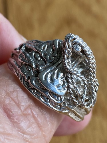 Saddle ring - saddle,