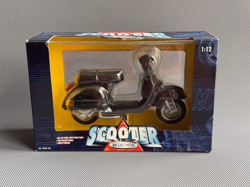 Vespa style die cast model - vespa,