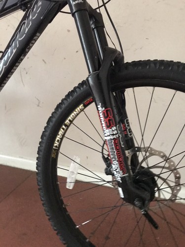 Careera banshee mountain bike - mountain,