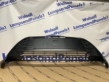 TOYOTA YARIS FRONT BUMPER