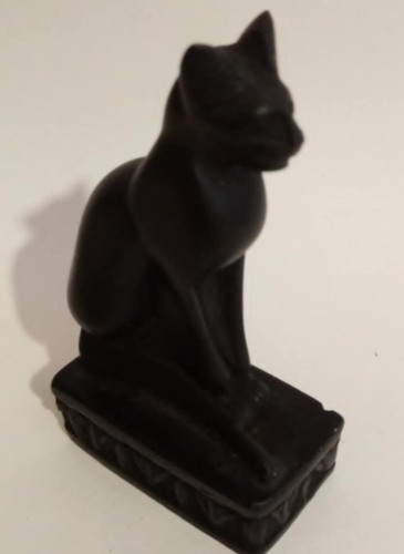 Black cat figurine ornament - black,