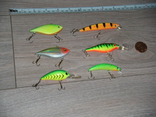 Bass fishing lures - crank, 6