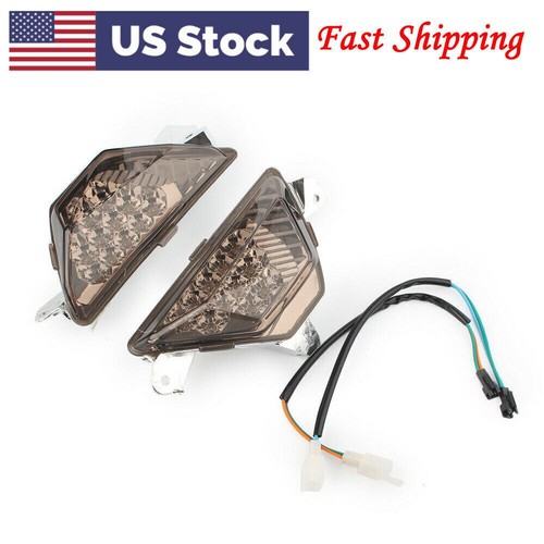 Front turn signal lights amber - front,
