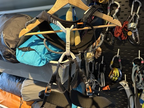 Petzl aquila climbing harness - aquila,