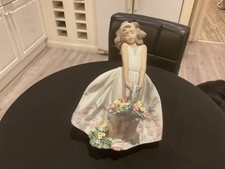 Lladro Wild Flowers Girl Porcelain Figurine