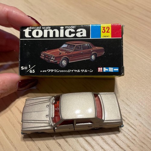 Tomica no32 toyota crown - tomica,