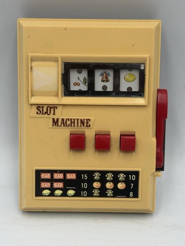 Vintage 80s radio shack slot - radio,