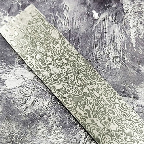 Damascus stainless steel twist - stainless,
