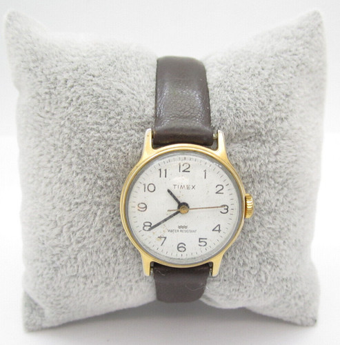 Vtg women timex quartz - women,