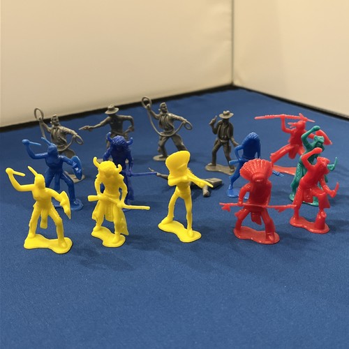 Vintage plastic toy figures - toy,